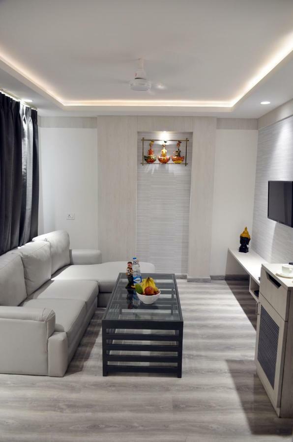 Hotel Radiance Bareilly Buitenkant foto